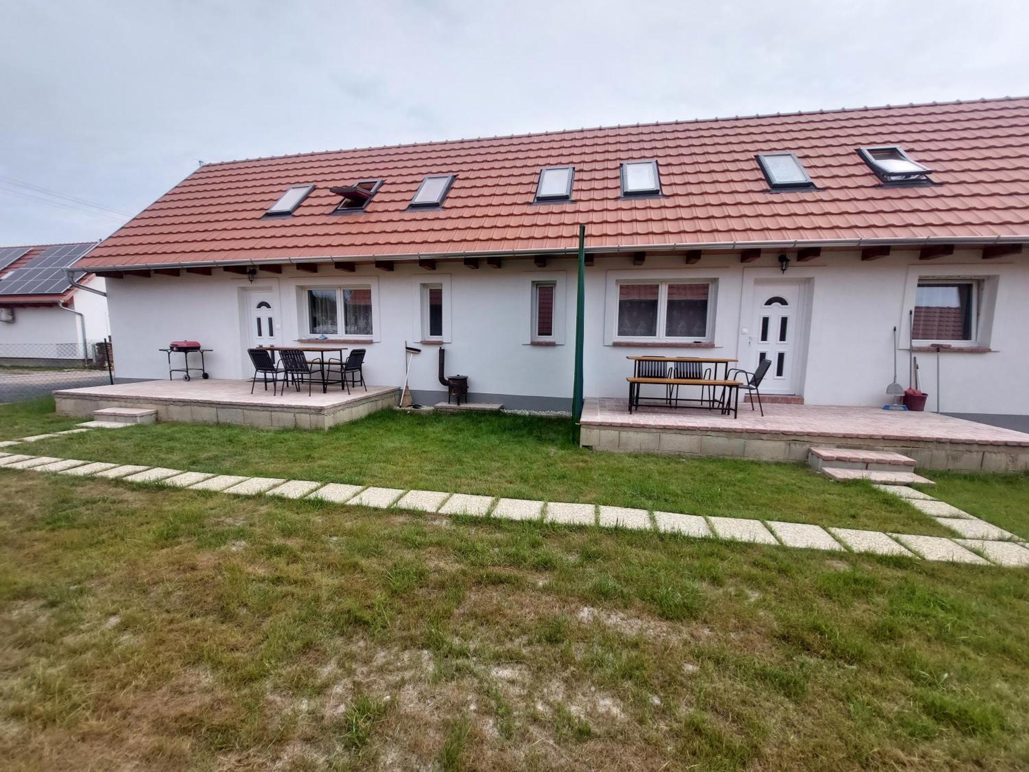 Orban Nyaralohaz Villa Kovagoors Luaran gambar