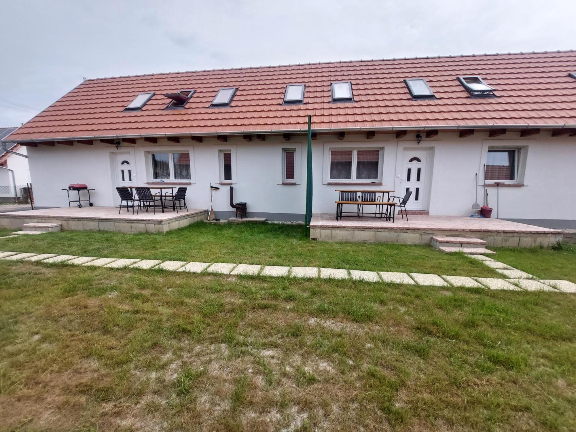 Orban Nyaralohaz Villa Kovagoors Luaran gambar